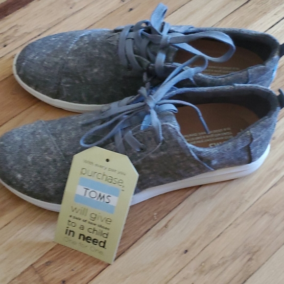COPY - Toms Shoes Women's Del Rey Grey Size 8 - Picture 2 of 5